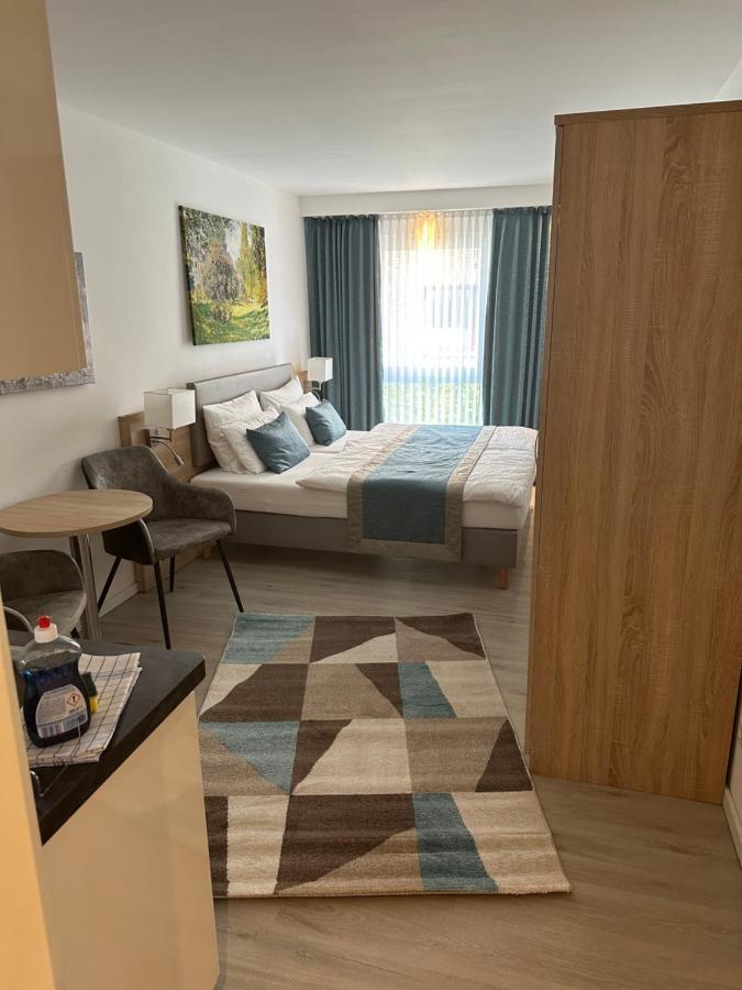 Hotel Apartments 73 - Serviced Apartments ノイ・ヴルムシュトルフ エクステリア 写真